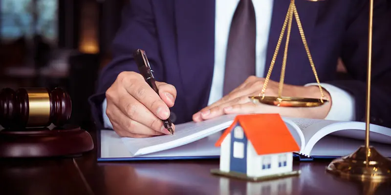 Why You Need a Property Damage Lawyer in Miami