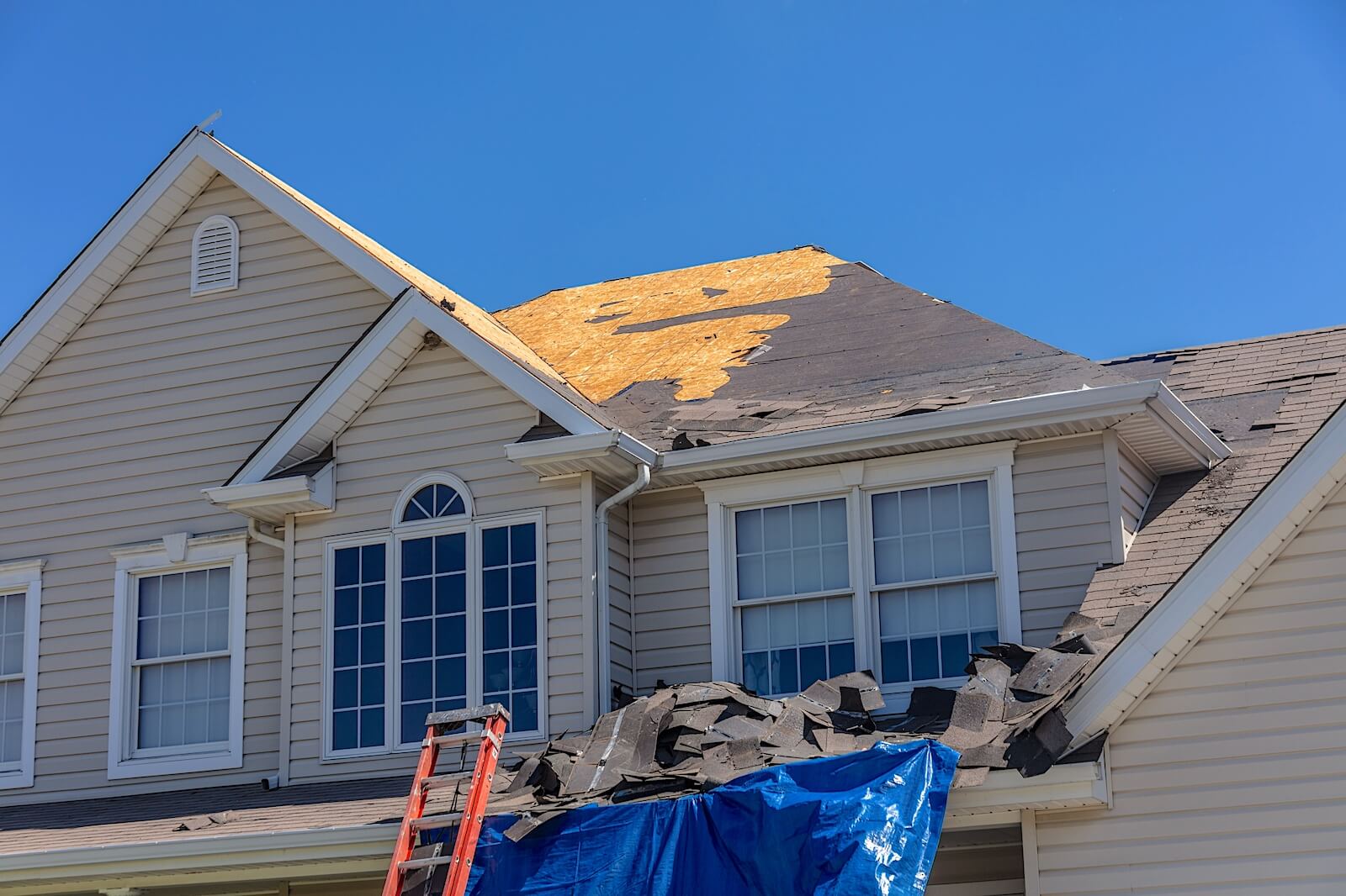 Tips for Filing a Successful Hurricane Damage Insurance Claim in South Florida